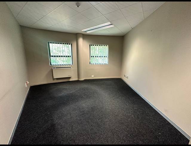 358M² OFFICE TO LET IN PARKTOWN